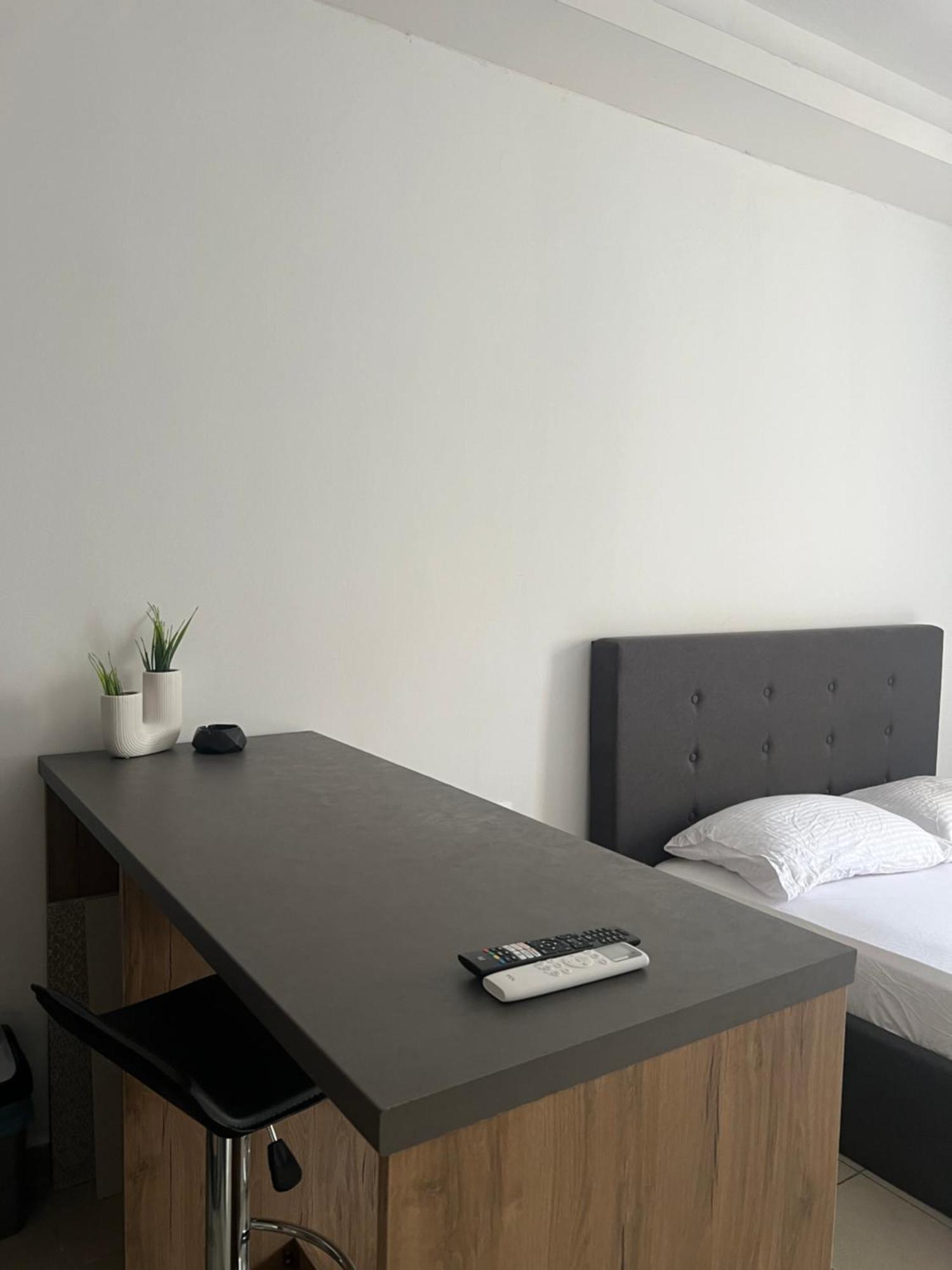 Central Apartment 6 Larissa Exteriér fotografie